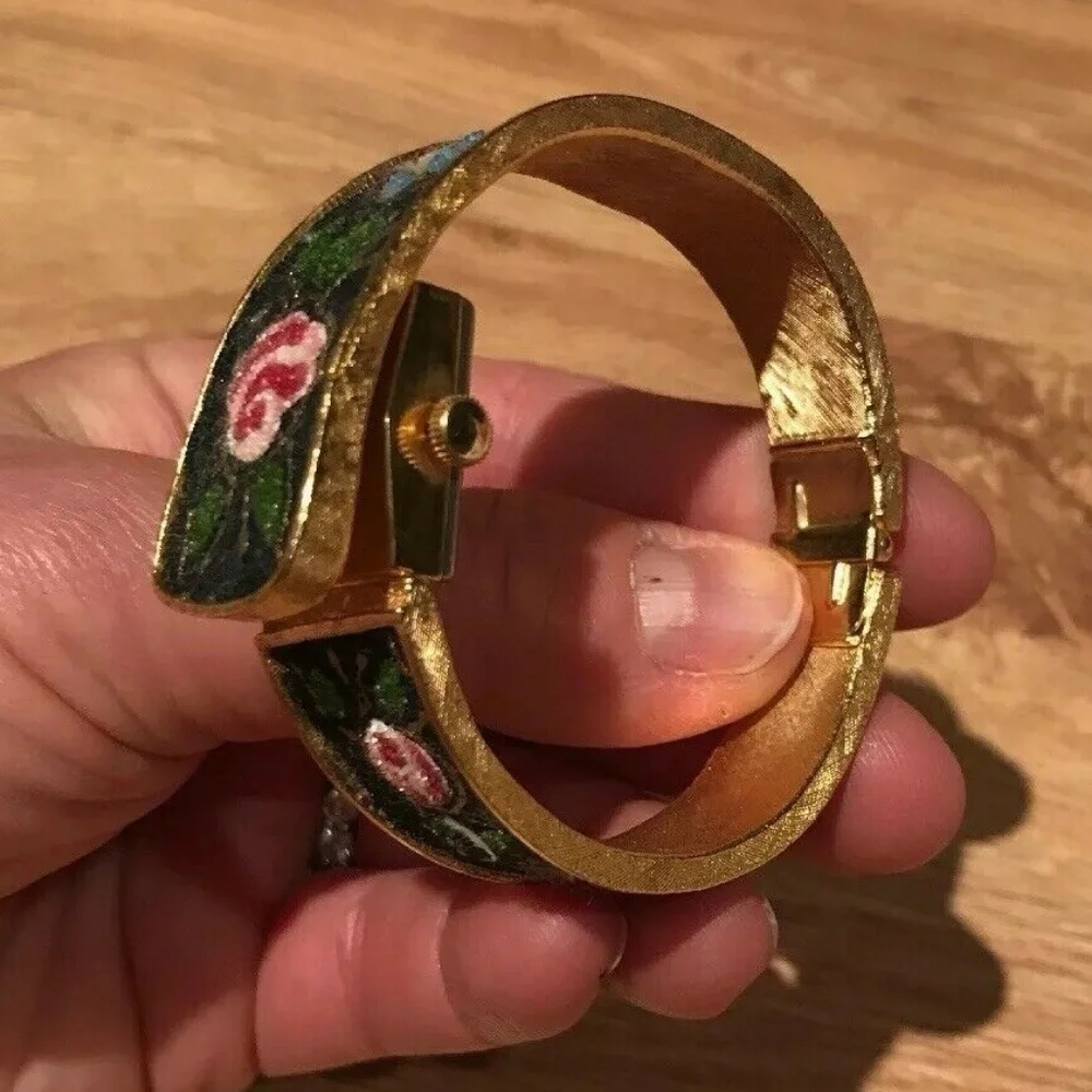 Vintage Pilgrim Hinged Bangle Flower Rose Watch